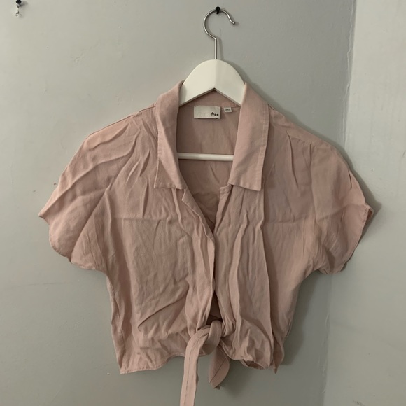 Pink cropped tie up blouse - Picture 1 of 2